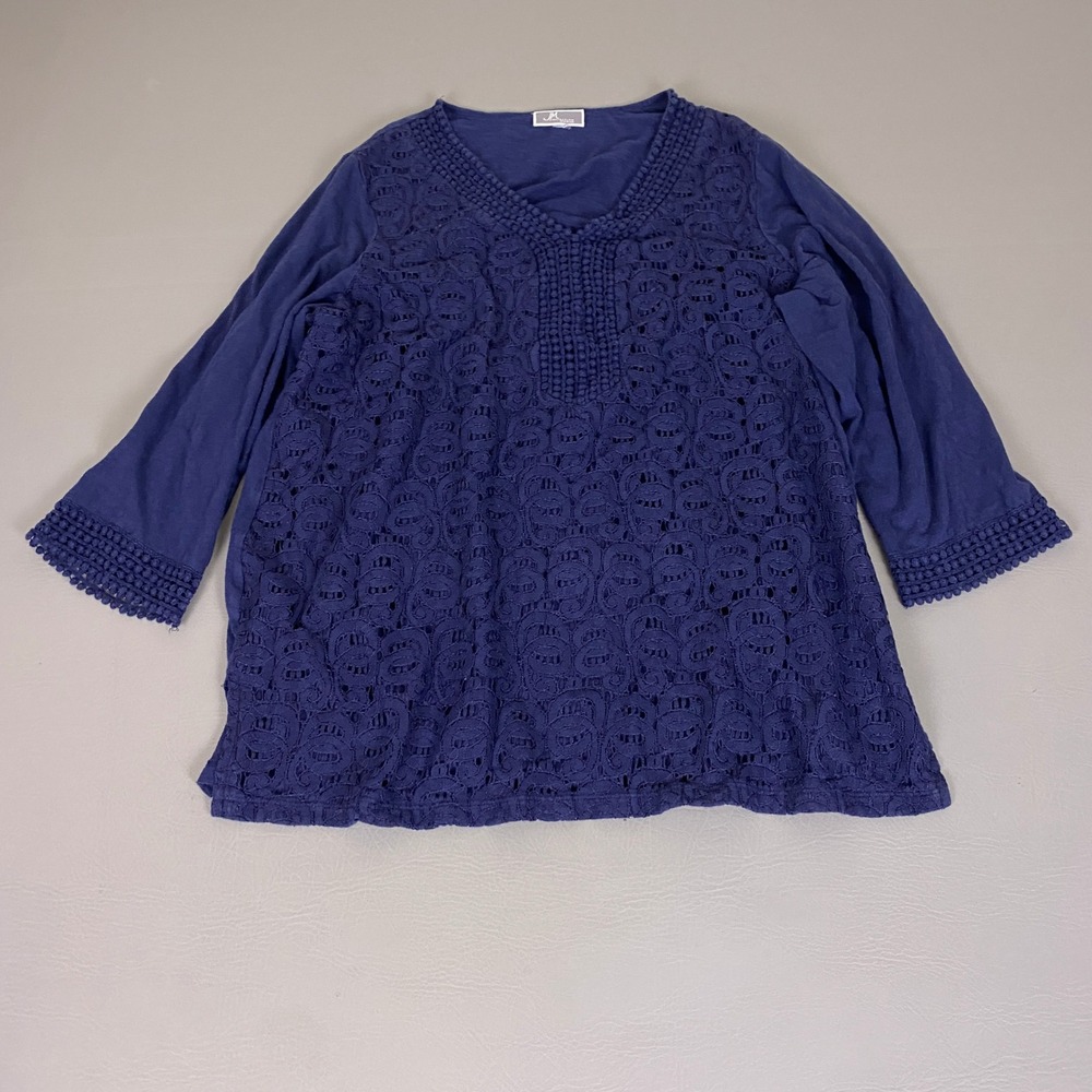 JM‎ Collection Top Women's 1X Navy Blue Crochet Lace Overlay V-Neck 3/4 Sleeve